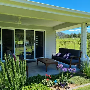  Farm stay Fig Tree Farm Highvale-farmstay Near Brisbane! Australia